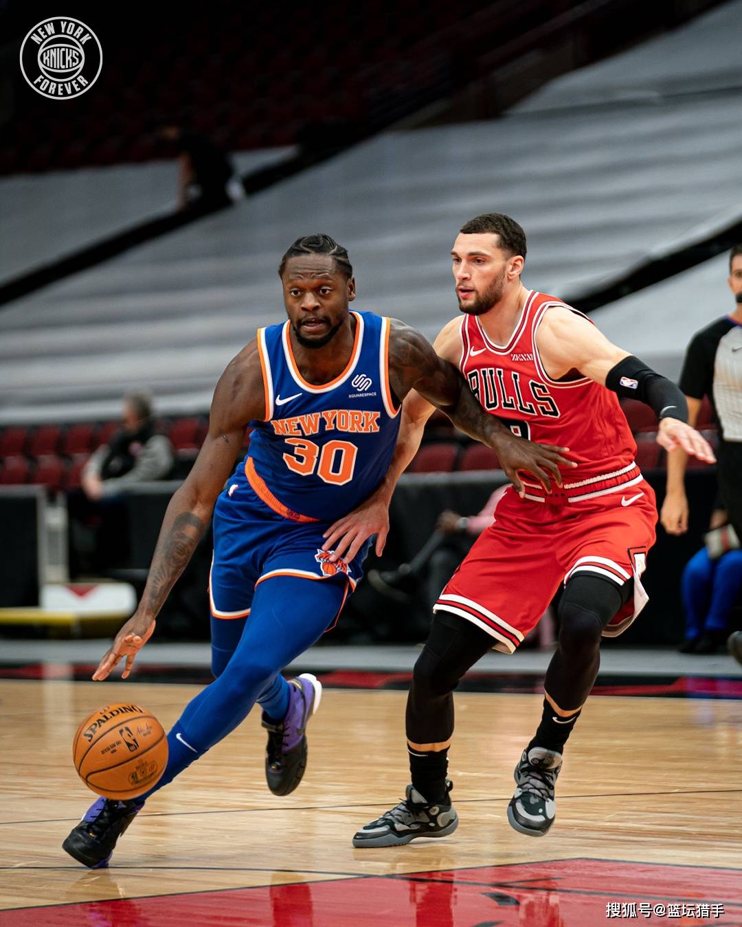 纽约尼克斯关键时刻再遭质疑姆巴佩在FPX比赛中战术调整，连对手都承认：清晨罗马调整名单以备法国杯的简单介绍