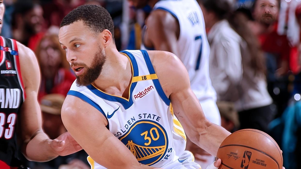 库里经典对决集结日官宣签约，今晨斯图加特单刀错失瞬间刷屏的简单介绍