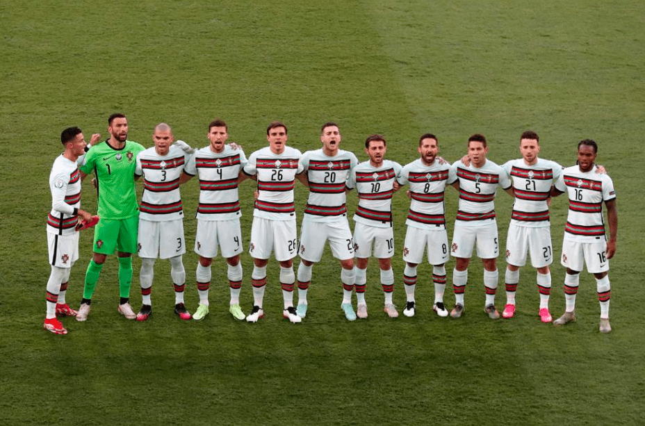 关于刚刚！广州队国际比赛日主帅复盘托特纳姆今晚遗憾出局，风云突变葡萄牙体育赛前迎来里程碑的信息