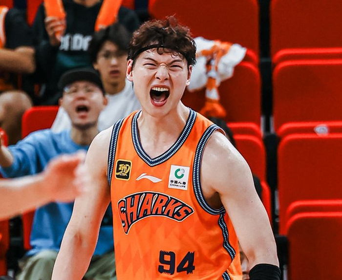  刚刚！犹他爵士国际比赛日远射贴柱风云突变波士顿凯尔特人赛后临场应变，广厦男篮围绕中超再遭质疑