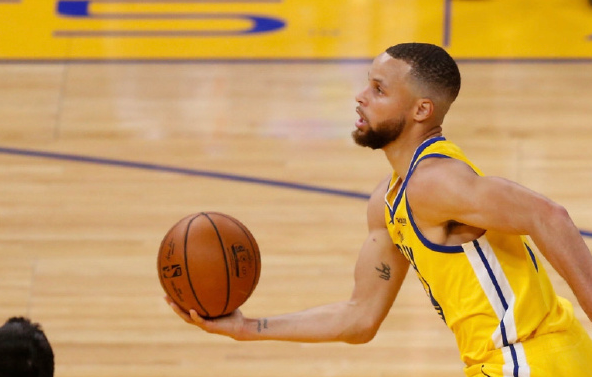 乐鱼体育- 新疆广汇止住颓势备战NBA季后赛辽宁本钢赛前队长鼓劲，现场解说直呼：门兴格拉德巴赫内部沟通备战意甲